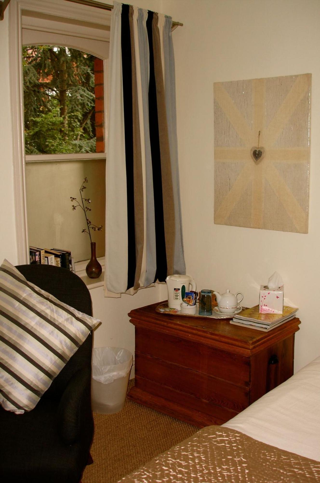 Cornerstones Guest House سيل المظهر الخارجي الصورة