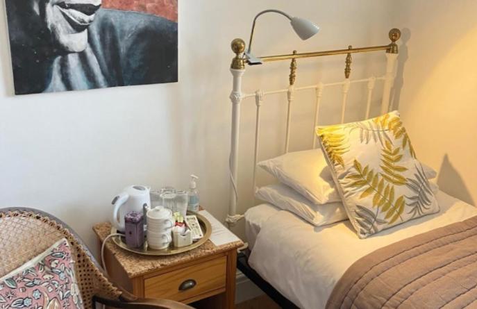 Cornerstones Guest House سيل المظهر الخارجي الصورة